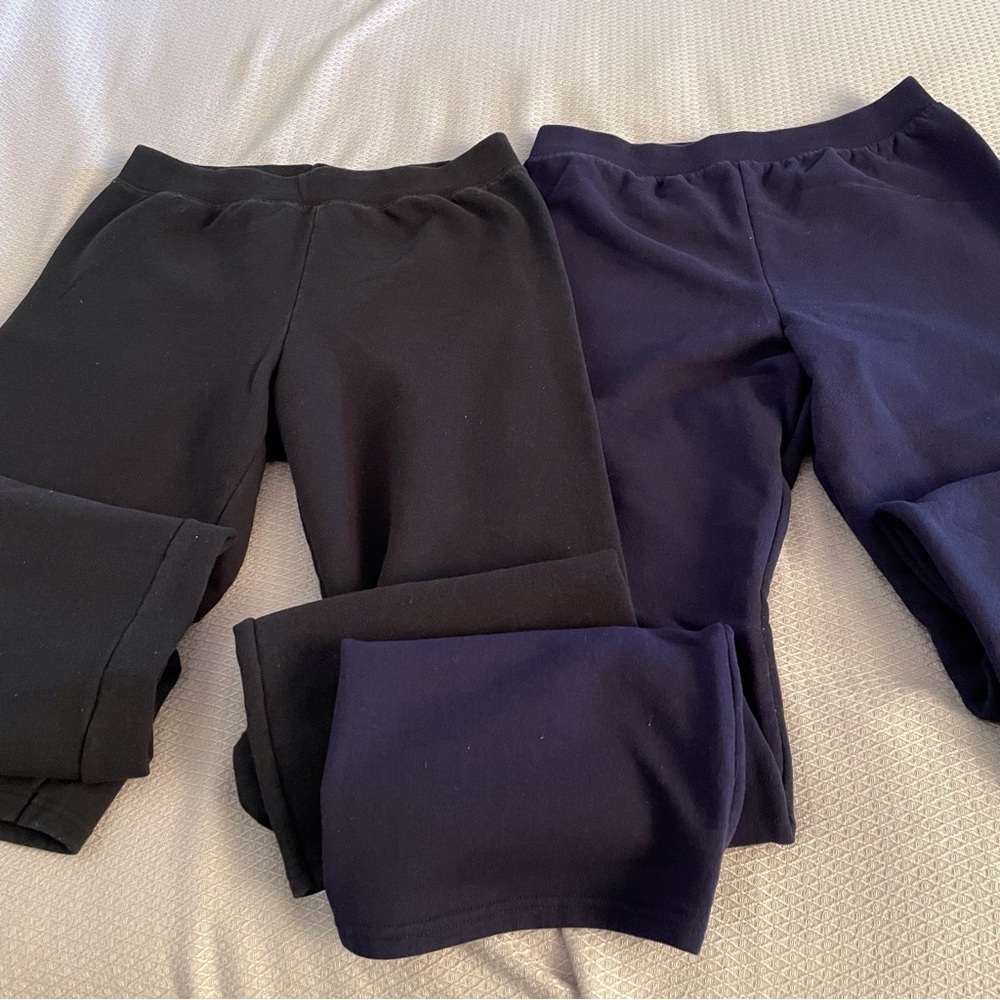 Haines Women's athleisure Black and Navy Joggers